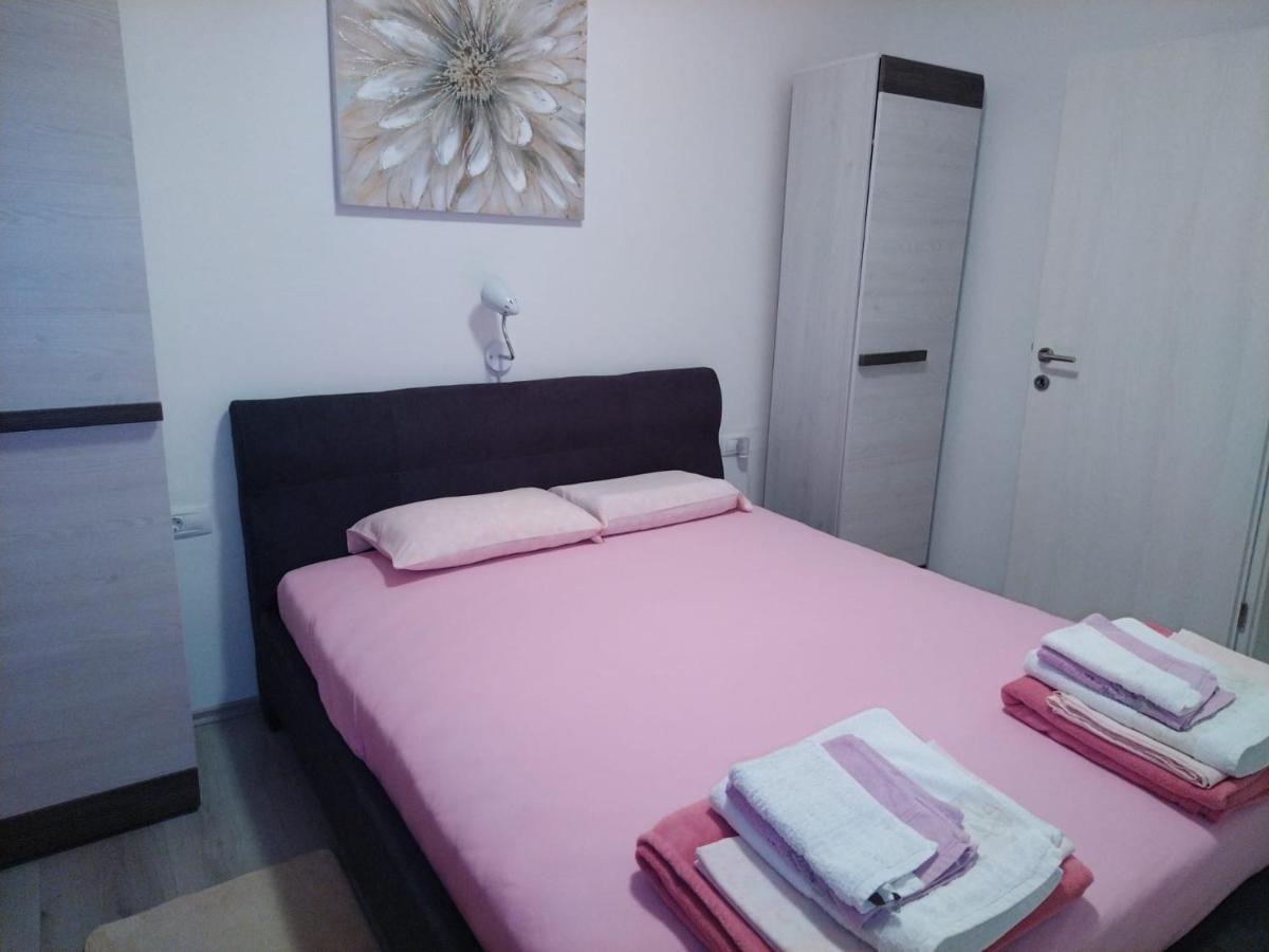 Apartmani Katarina Barbat na Rabu Экстерьер фото
