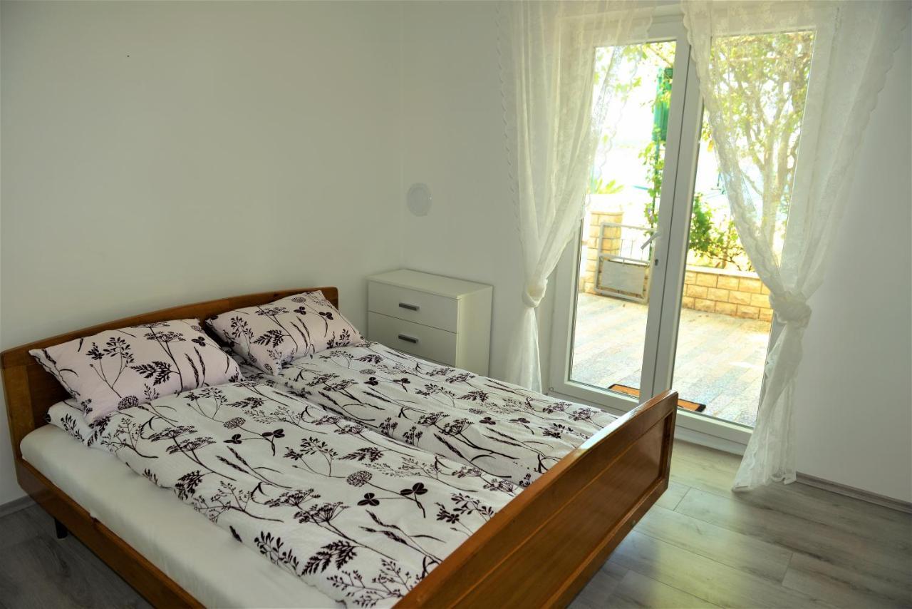 Apartmani Katarina Barbat na Rabu Экстерьер фото