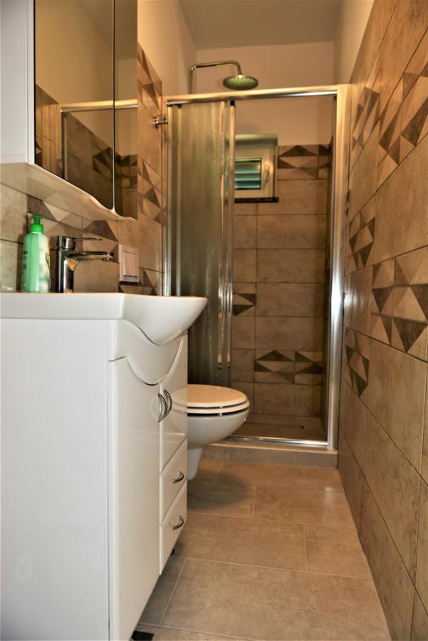 Apartmani Katarina Barbat na Rabu Экстерьер фото